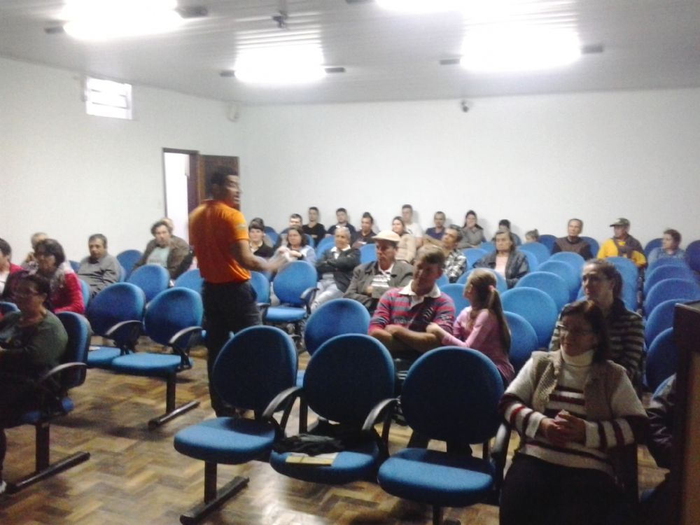 x51mw9n1ypbi_PALESTRA 3.jpg